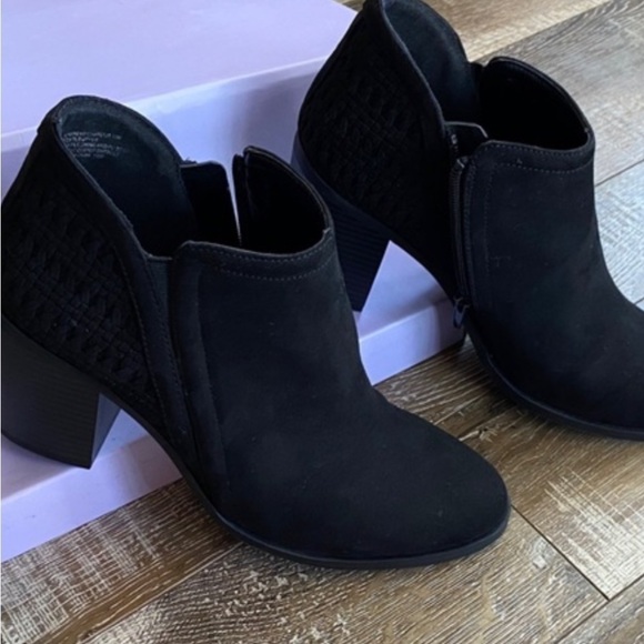 Madden Girl Chayene Bootie In Black - Lyst NWOT - Picture 2 of 8